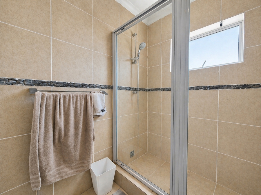 2 Bedroom Property for Sale in Wynberg Western Cape